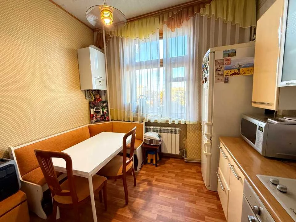 Apartment. Dmitry Yavornitsky Street, Dnipro