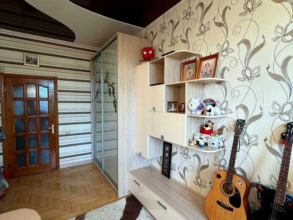 Apartment. Dmitry Yavornitsky Street, Dnipro