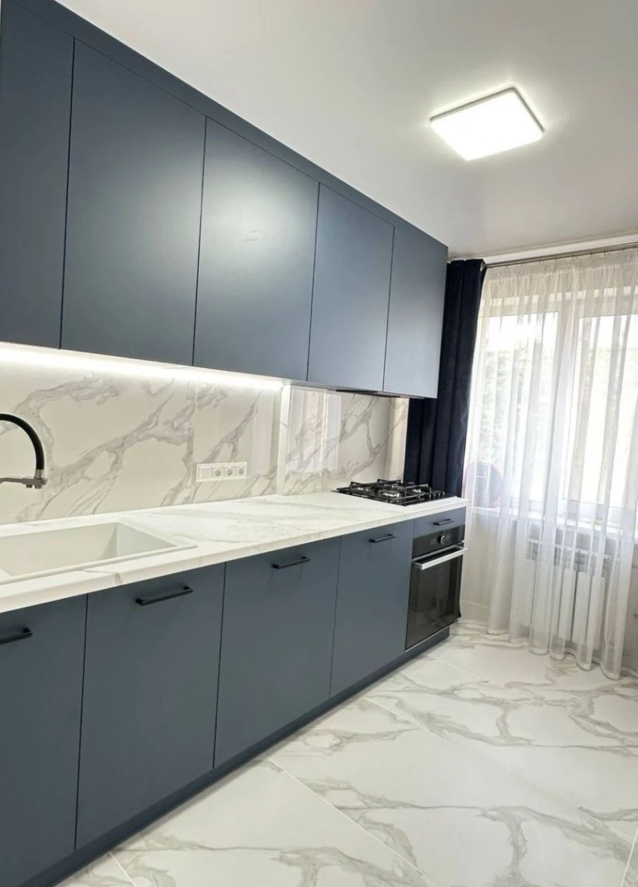 Продам 4х ком на Красном Камне