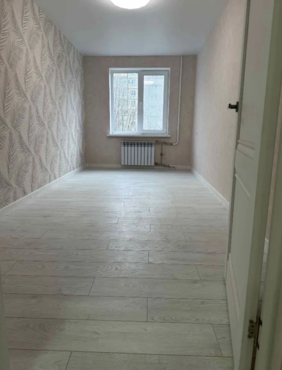 Продам 4х ком на Красном Камне