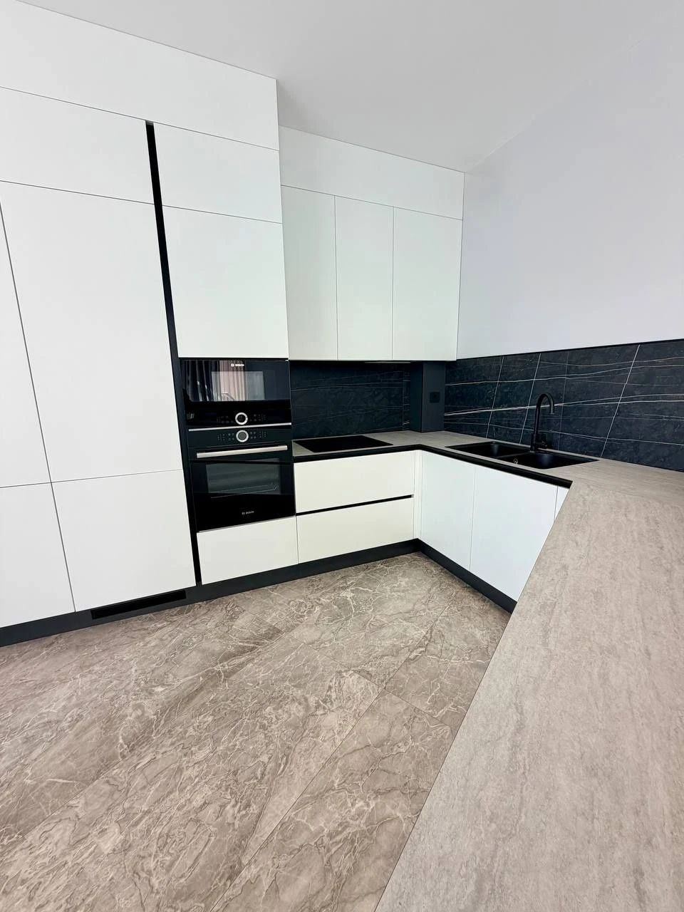 Sale of a designer apartment in Residents Park residential complex