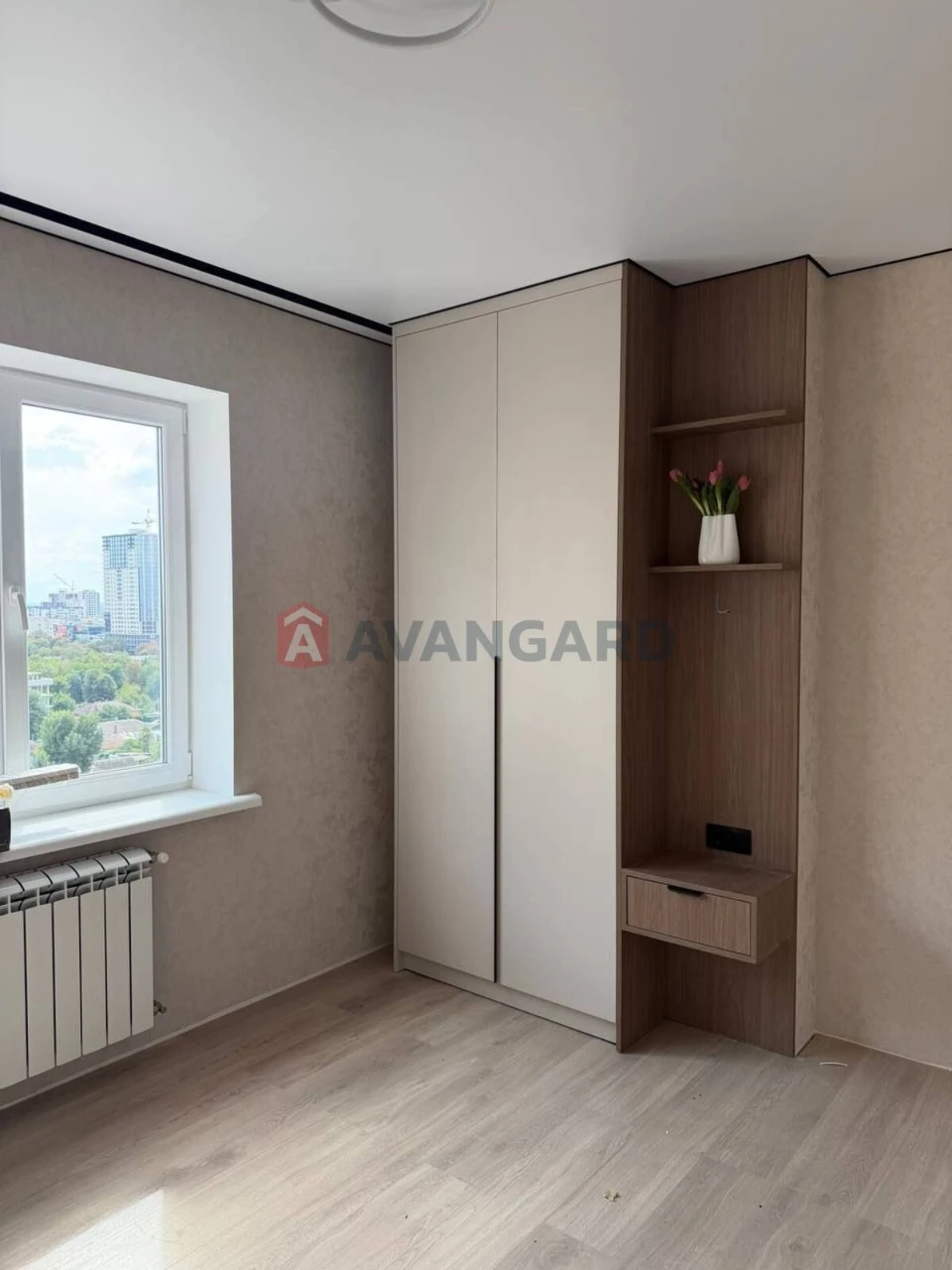 Sale of a modern, panoramic two-bedroom apartment in the center of Cherkasy