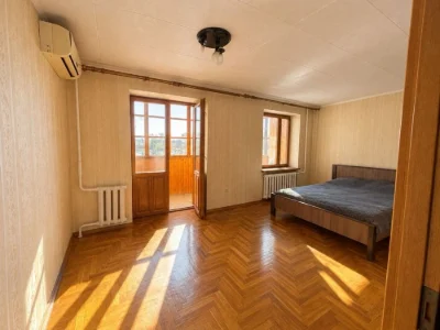 Excellent three-bedroom apartment in the center!