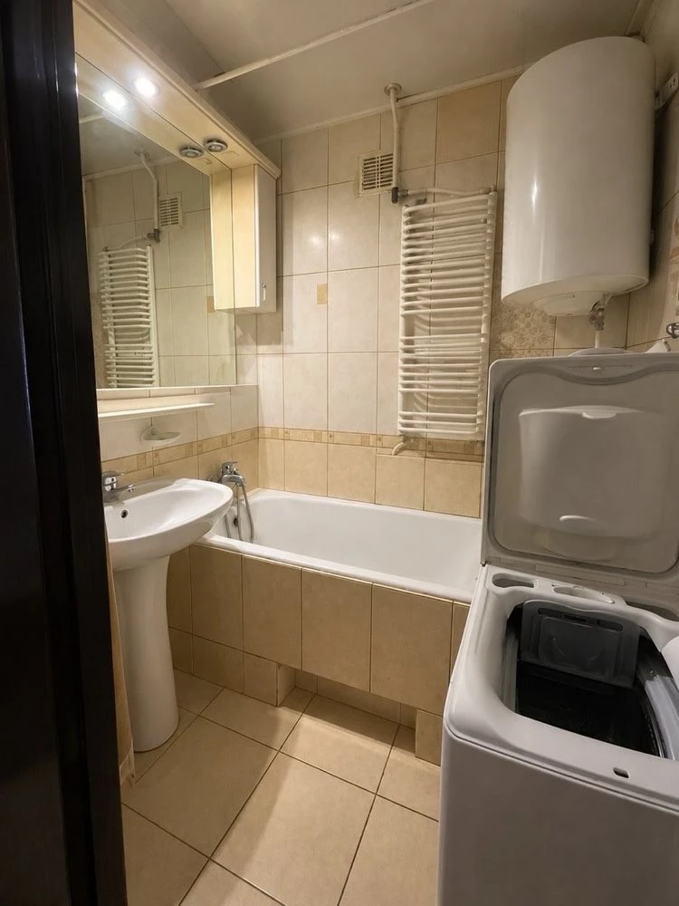 Excellent three-bedroom apartment in the center!