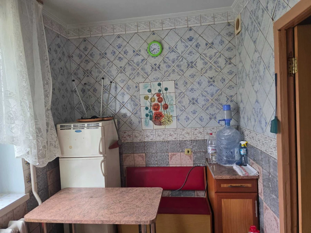 Selling 3-room apartment 69.6 sq. m on Okeanivska Street! Price 4200