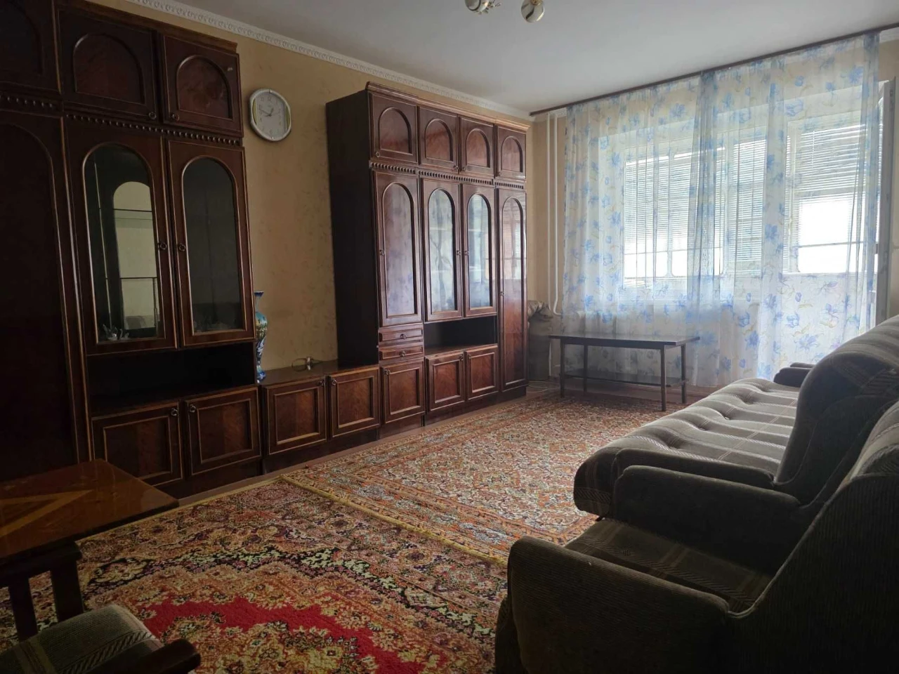 Selling 3-room apartment 69.6 sq. m on Okeanivska Street! Price 4200