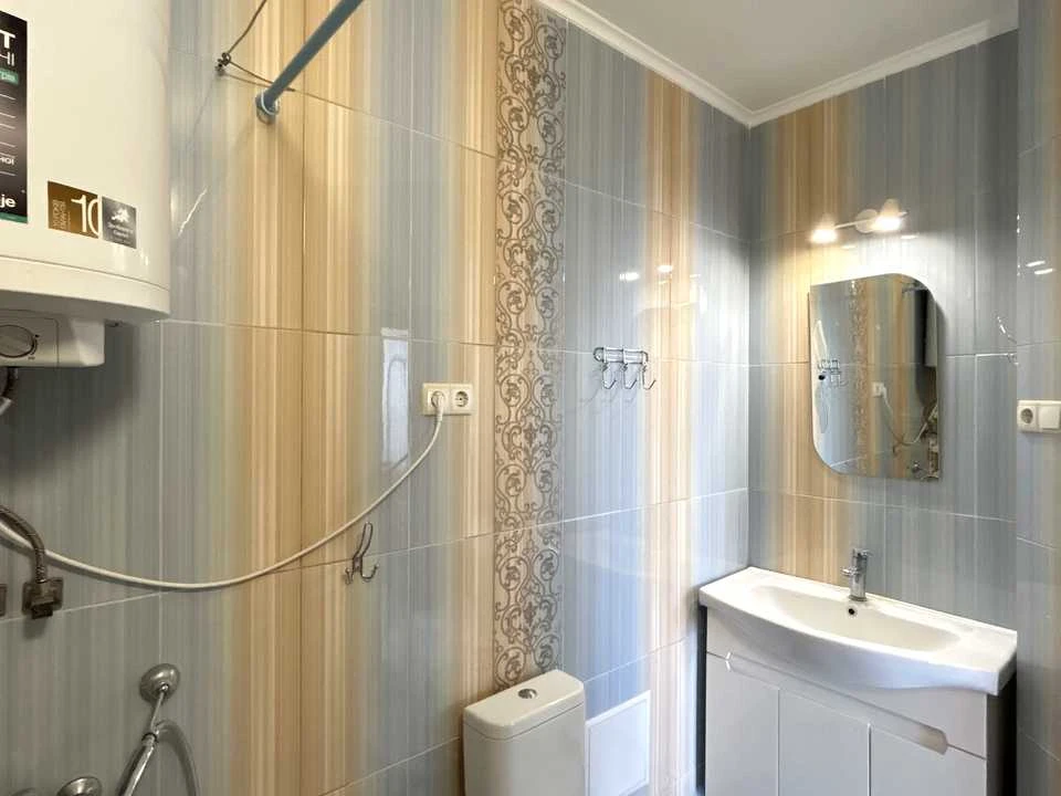 Квартира. Київ, вулиця Новопольова