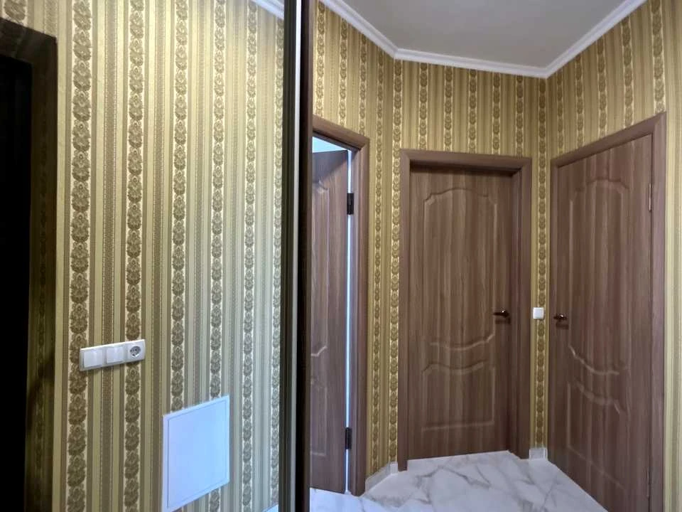 Квартира. Київ, вулиця Новопольова