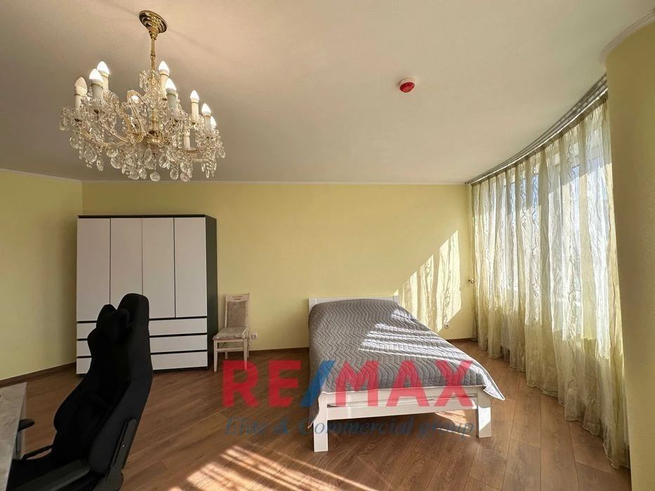 Without %Apartment for sale 165.6m2 4-room. Holosiivskyi Ave. 30-