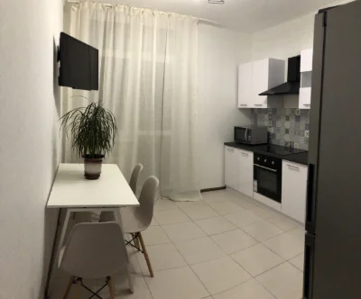 Сдам 1-комнатную квартиру 45 м², улица Скакуна, 23