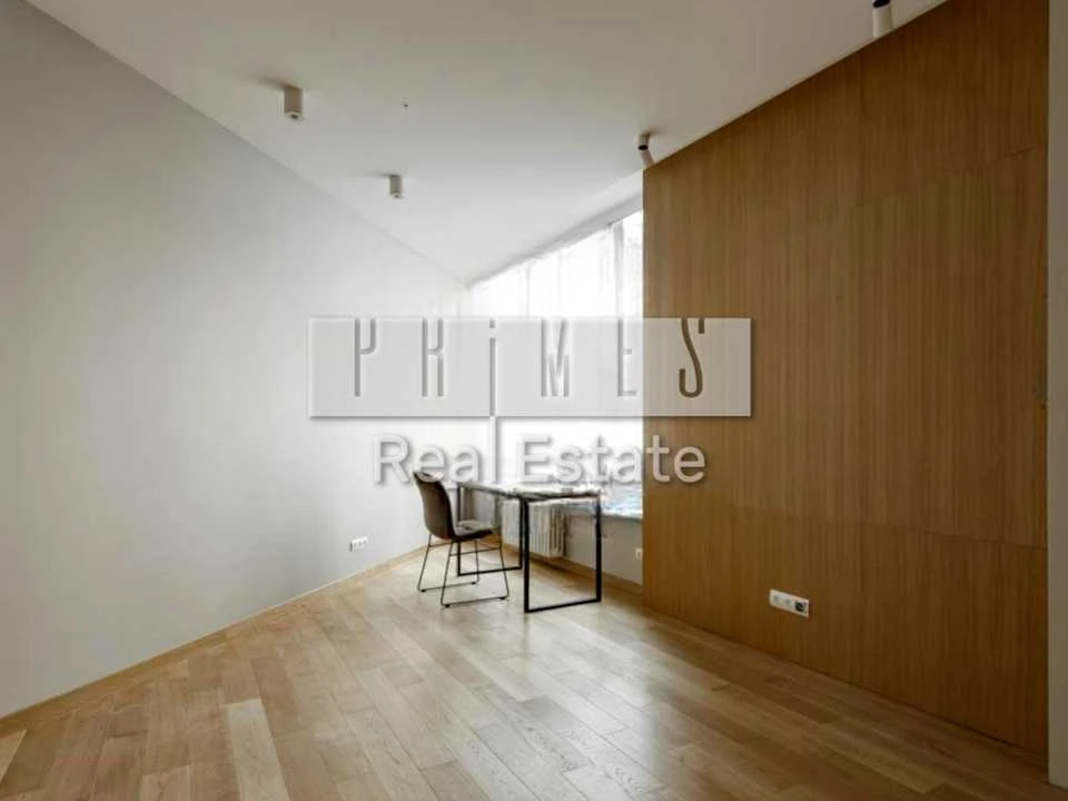 Apartment. Eugene Konovalets st., Kyiv