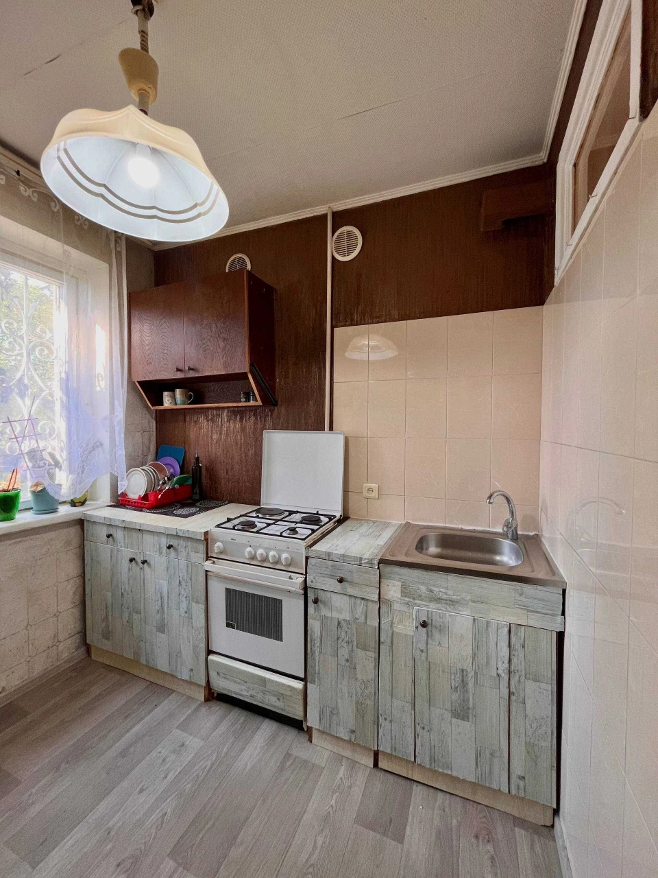 Продаж квартири на Косіора 41 (проспект Петра Калнишевського 41)