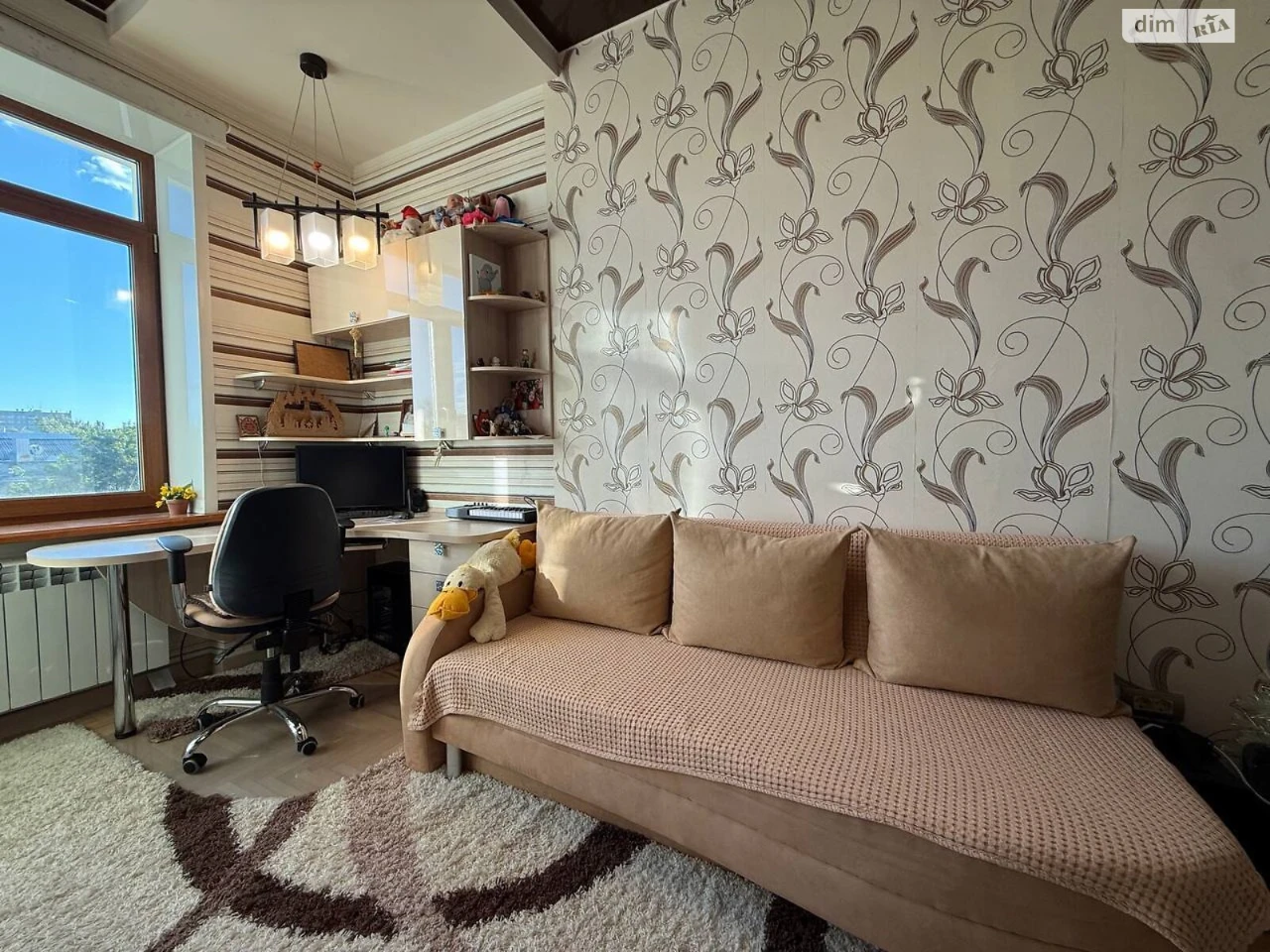 Apartment for Sale - Nabrezhna