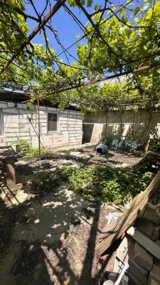 Продам будинок з ділянкою на Слободці