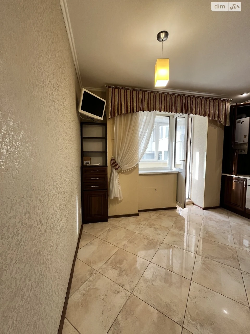 Sale of Apartment on Ozerna