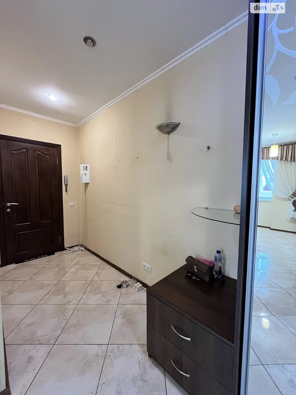 Sale of Apartment on Ozerna