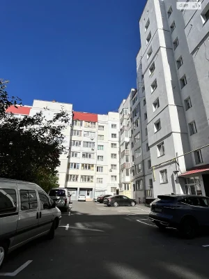Sale of Apartment on Ozerna