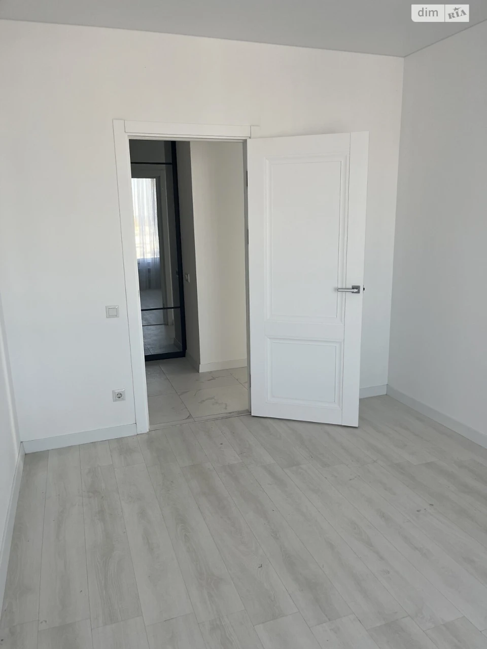 Apartment for Sale - Train Station