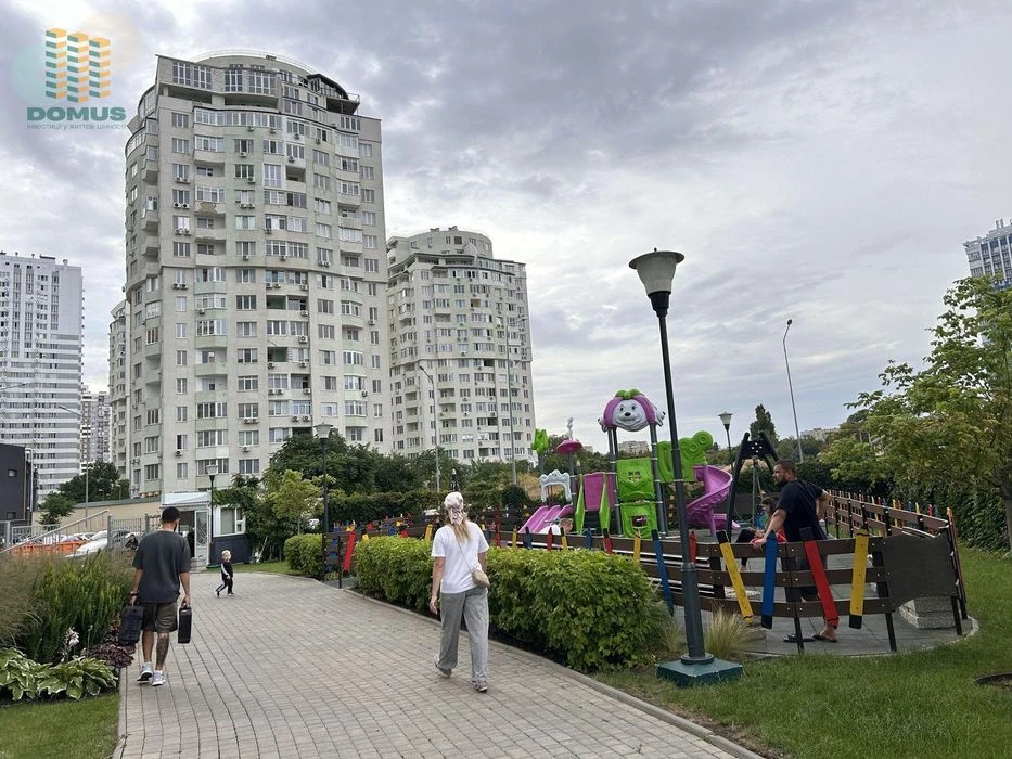 Продам 2 комн ЖК "Альтаир 3"! Жаботинского. Дом сдан! Таиров