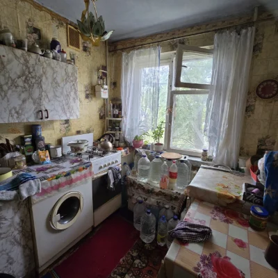 Продаю однокімнатну квартиру на Проспекті Миру/Південна
