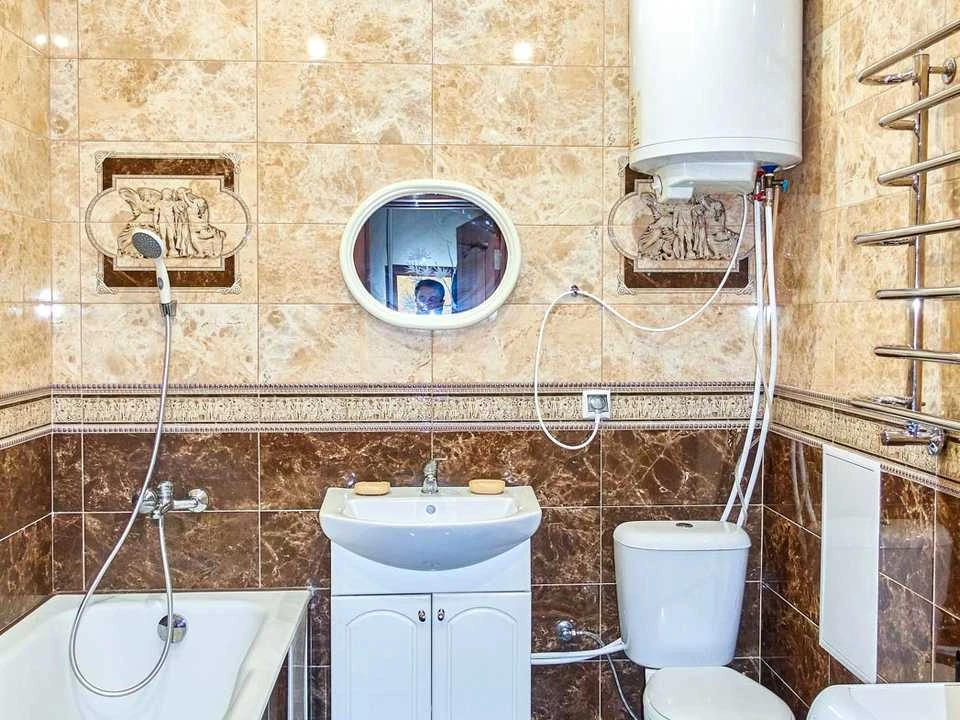 Квартира. Саперно-Слобідська вулиця, Київ