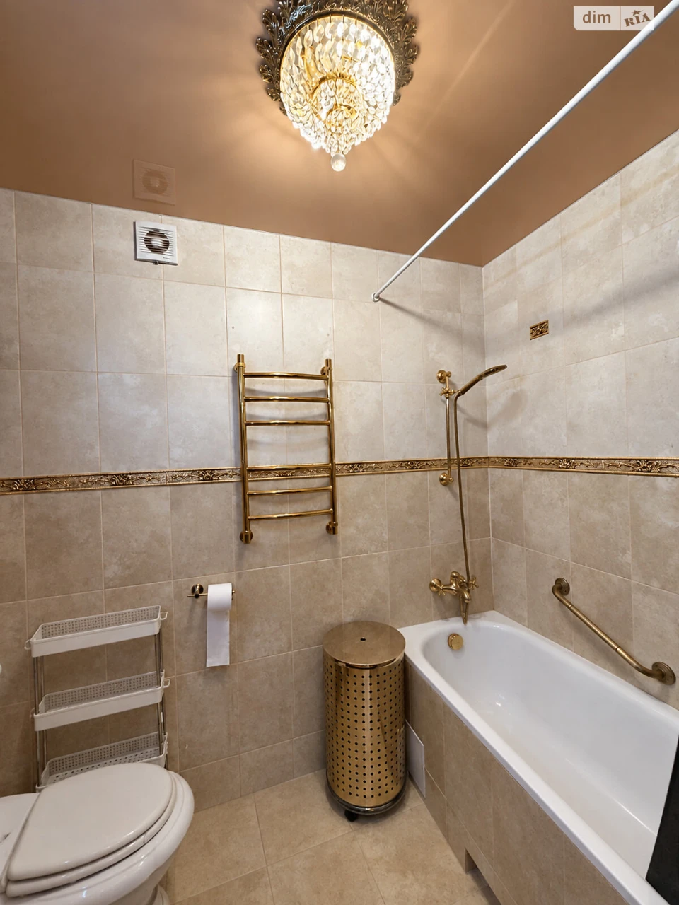 Apartment for Sale, Zalesnitsky