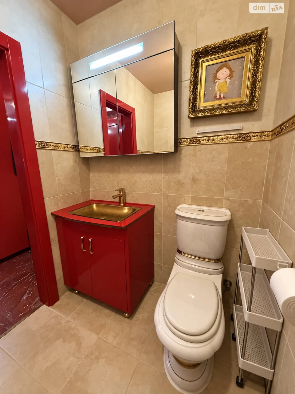 Apartment for Sale, Zalesnitsky