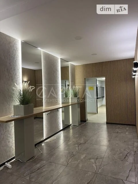 Sale of 3-room apartment 117 sq. m. on Konovaltsya Yevhena 36V street •
