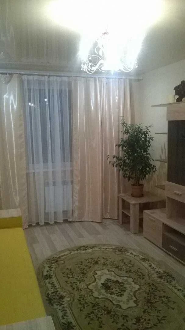 Продам квартиру 2 ком улучшенной планировки, Дворец Спорта