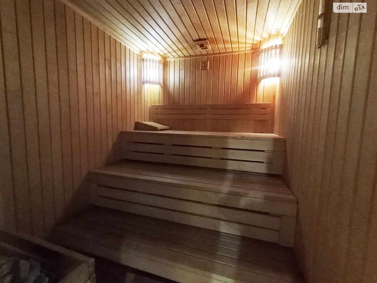 Long-Term Rental House, Darnitsky District