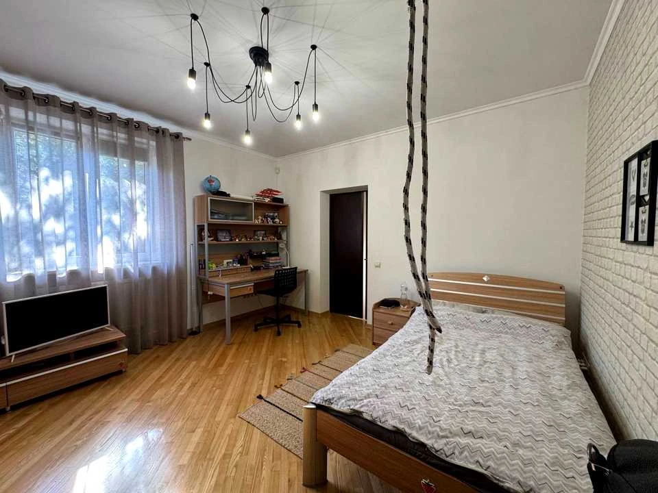 House. Lviv, Dmitry Bortnansky Street