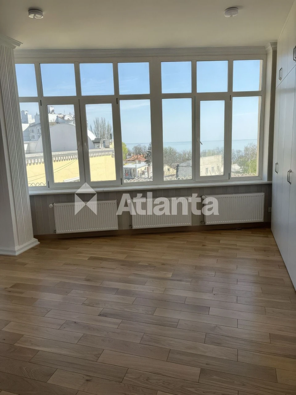 2-room apartment with TERRACE and direct sea view in ЖК Paris