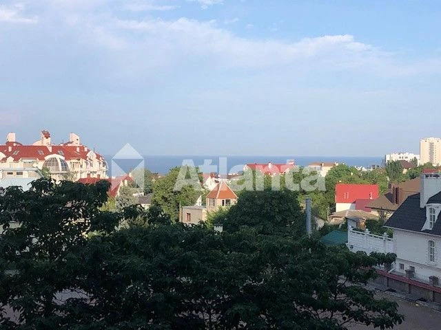 3-х комнатная квартира. Аркадия. Фонтан.Кирпичный дом.