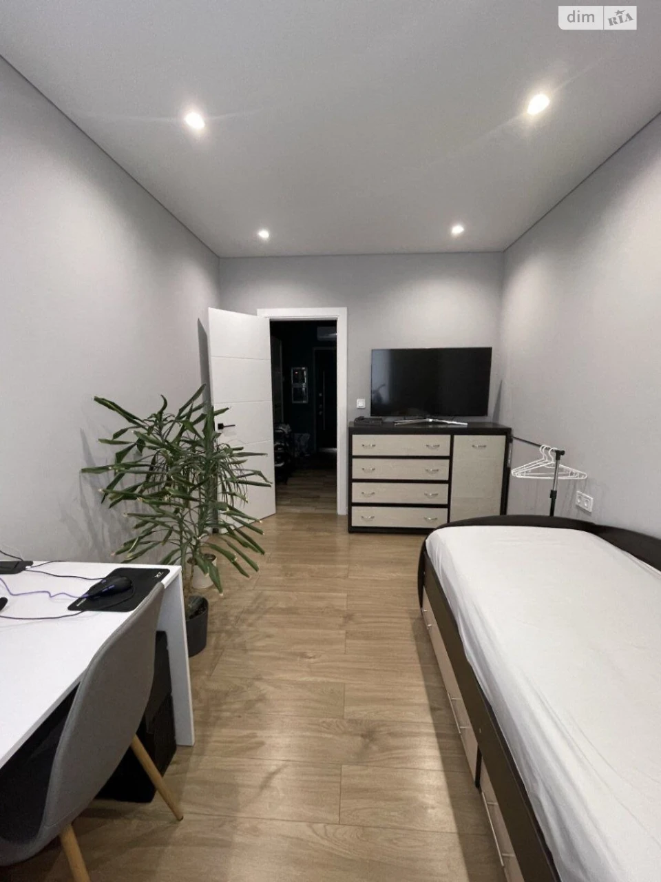 Apartment for Sale - Kotvys'ke Town