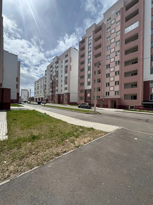 For sale apartment 54 m2 in a new building near the lake