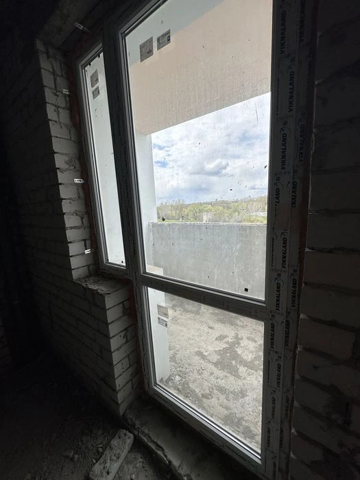 For sale apartment 54 m2 in a new building near the lake