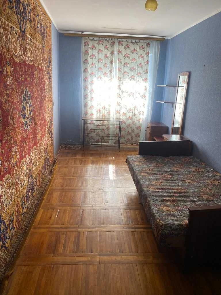 Продається уютная двухкомнатная квартира в Центре города