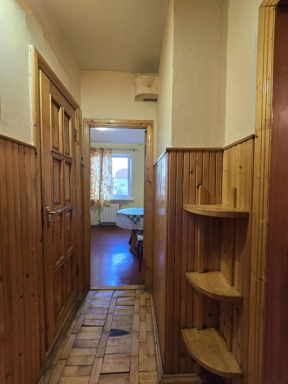 2-room apartment 46.7 m² / 2nd floor / Gas heating / For sale