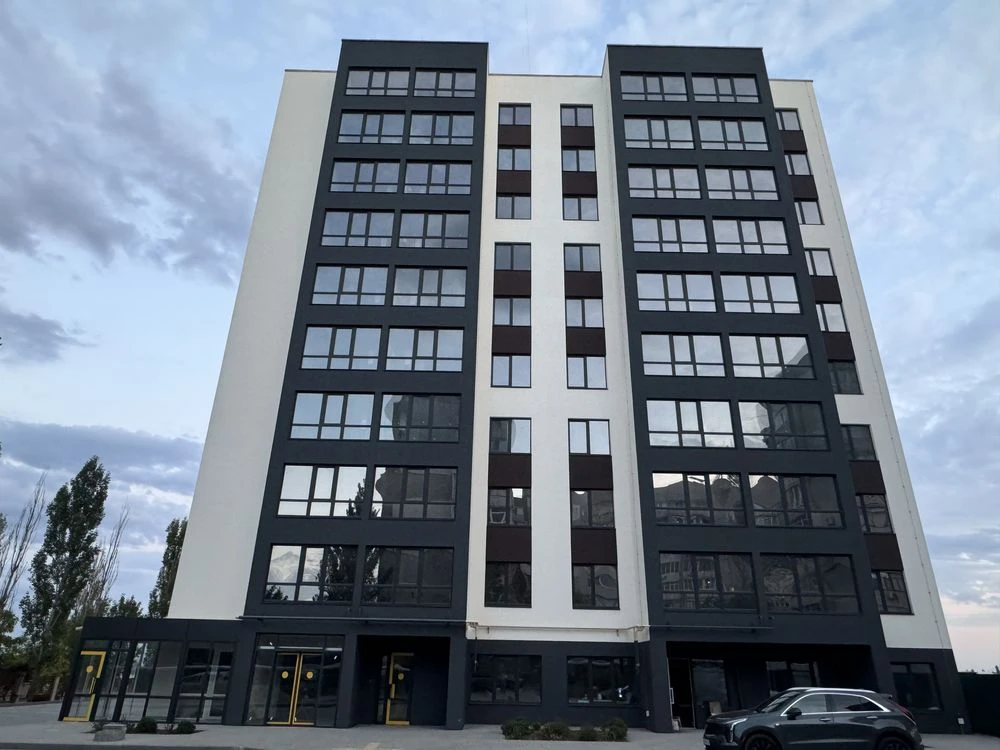 NO COMMISSION!! Sale of one-bedroom apartment in a new residential complex in the district