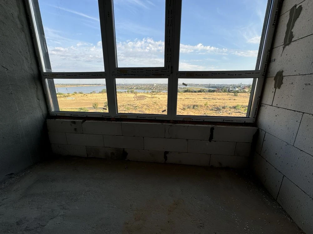 NO COMMISSION!! Sale of one-bedroom apartment in a new residential complex in the district