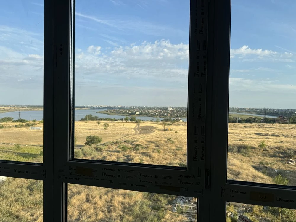 NO COMMISSION!! Sale of one-bedroom apartment in a new residential complex in the district