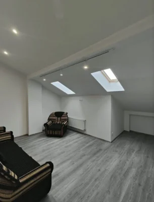 Sale of a 2-room apartment in the city center!