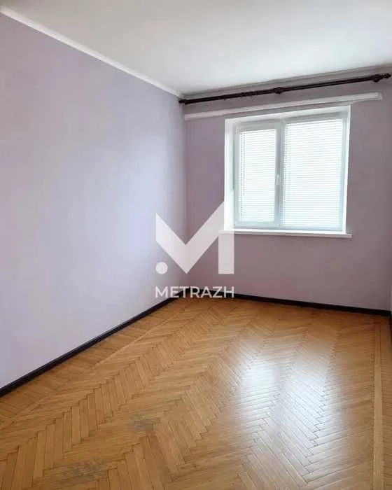93837 | Продається теплу квартиру, 3 кімнати, Бульвар Юр'єва, Нові будинки