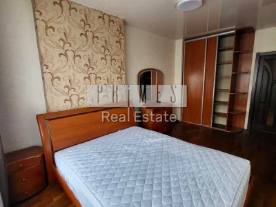 Apartment. Brestskiy Prospect, Kyiv
