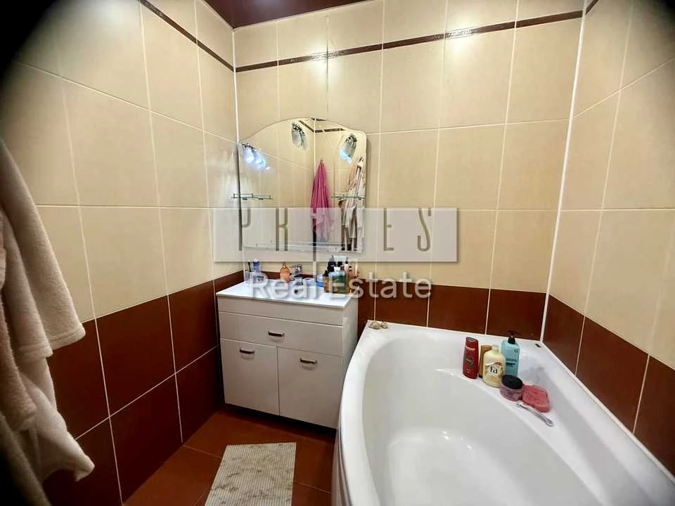 Apartment. Brestskiy Prospect, Kyiv