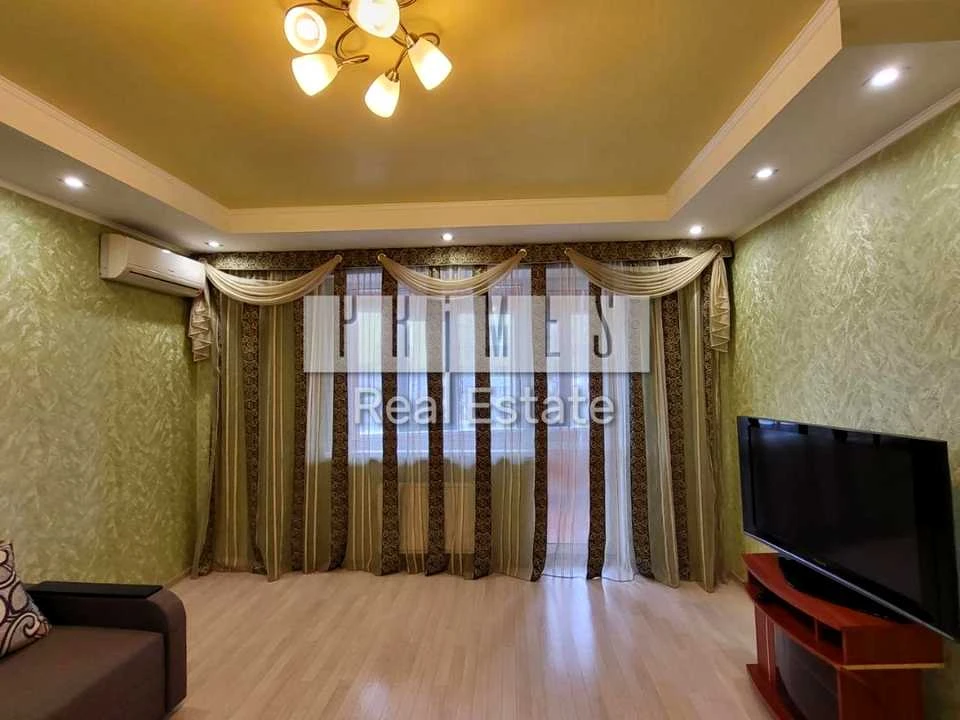 Apartment. Brestskiy Prospect, Kyiv