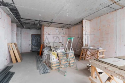 Wonderful view! Selling a 3-bedroom apartment WITHOUT renovation
