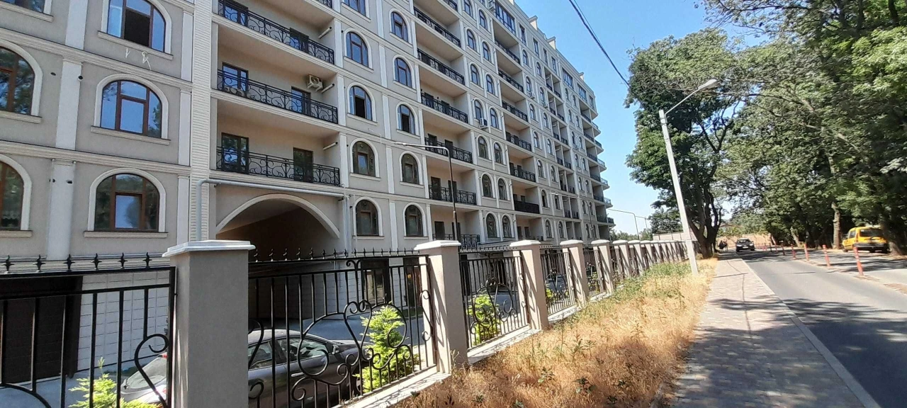Продам 1 ком. квартиру  в сданном доме Газ  500 м к морю