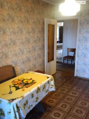Просторная 4-комнатная квартира 90 м² на Махачкалинской — 2-й этаж