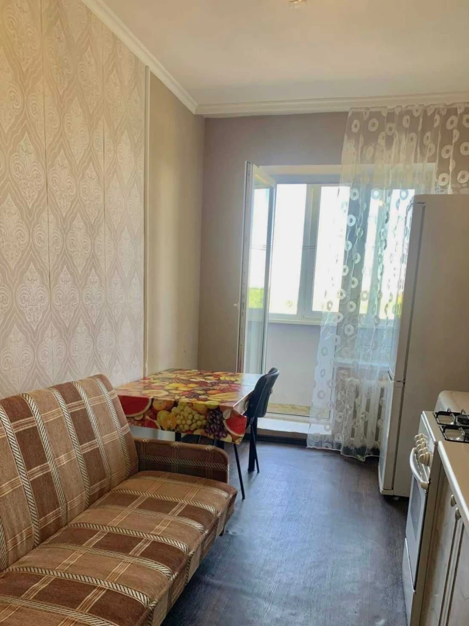 Spacious 1-bedroom apartment in Cheremushki, 48.5 m², gas house